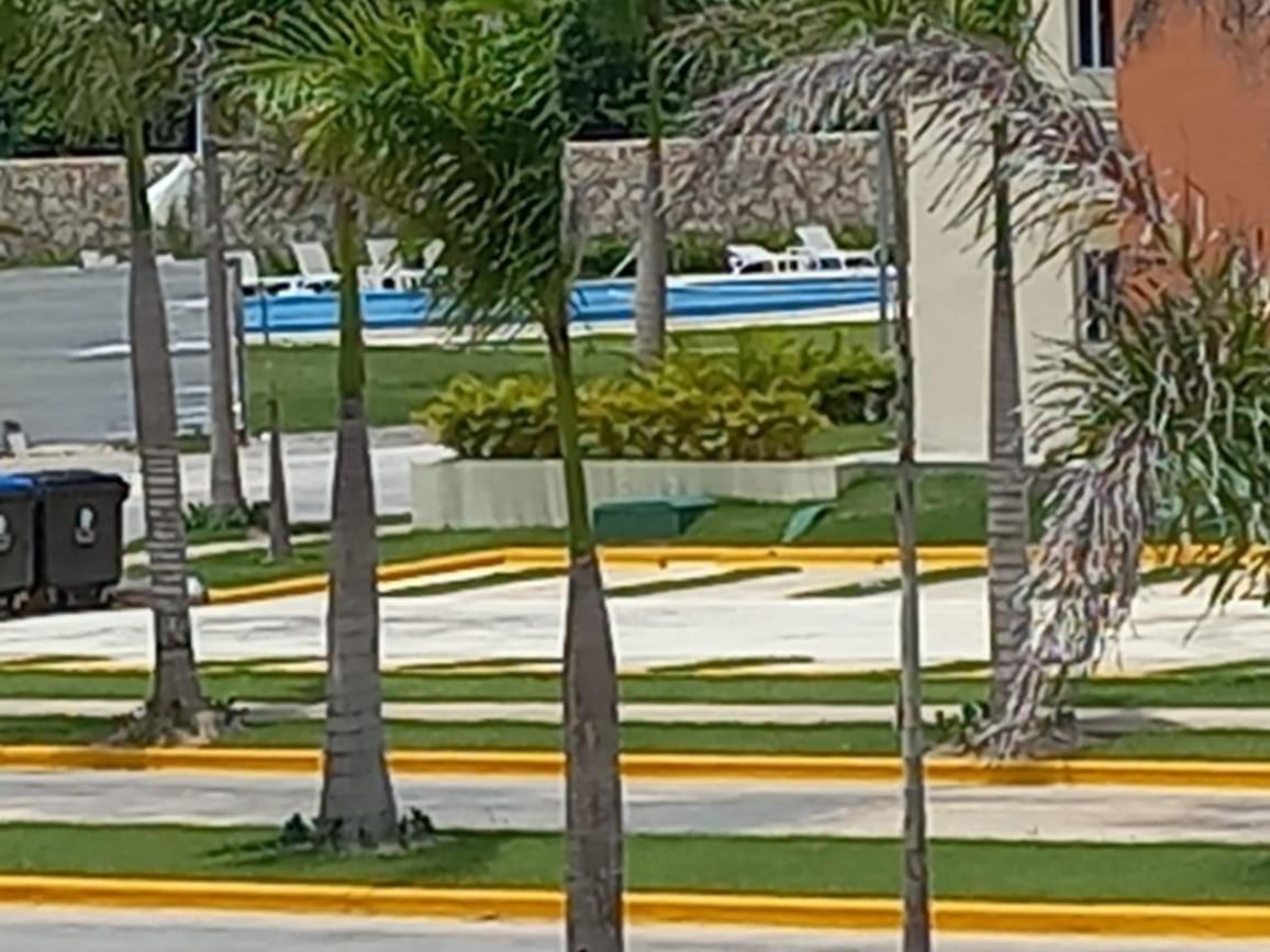 Apartment Pool Breeze 202 *